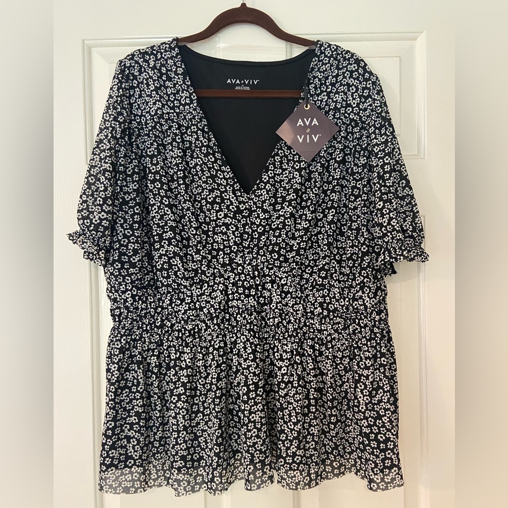 Black floral top